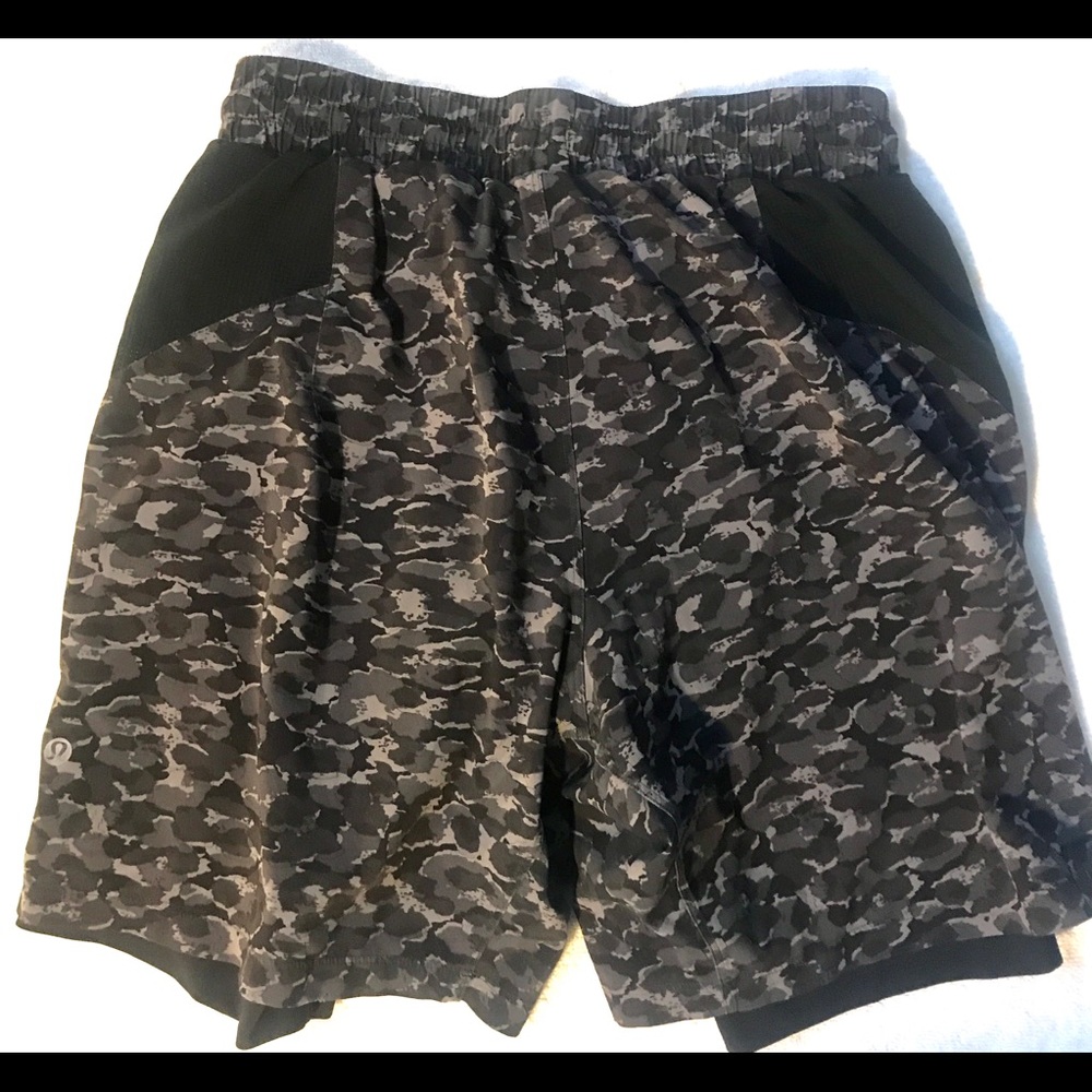 Lululemon shorts with liner